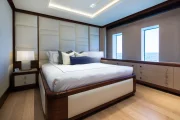 020